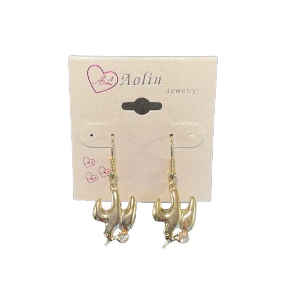 👋 3/$15 NWT beautiful Dove earrings